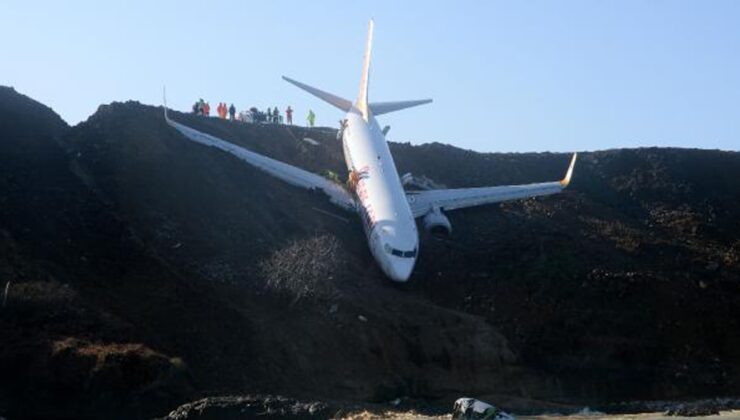 Pistten çıkan uçağın pilotları birbirini suçladı: Tehlikeli işler yapıyorsun