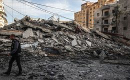 İsrail’in yeni saldırı başlattığı Gazze’de skandal görüntüler