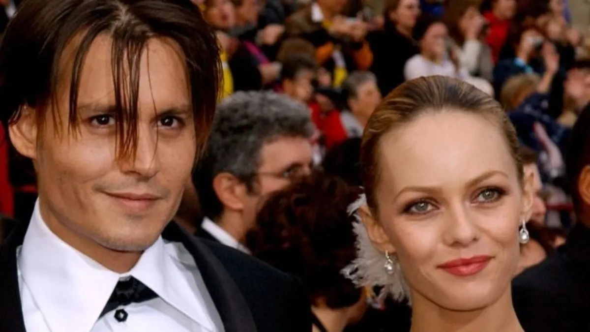 Johnny Depp’in herkesten sır gibi sakladığı oğlu bakın ne iş yapıyor!