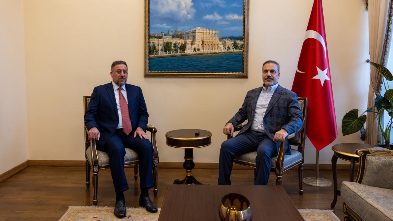 Bakan Fidan, Irak Egemenlik İttifakı Lideri Hançer ile görüştü